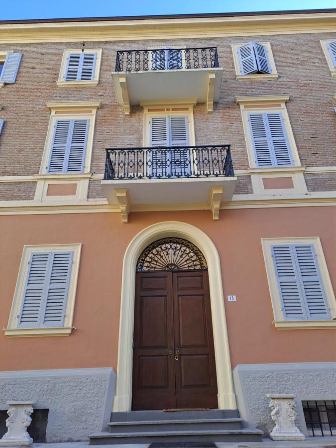 Residence Del Centro Modena Exterior foto