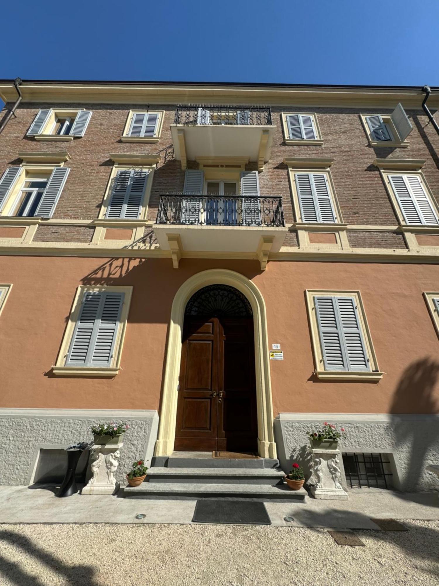 Residence Del Centro Modena Exterior foto