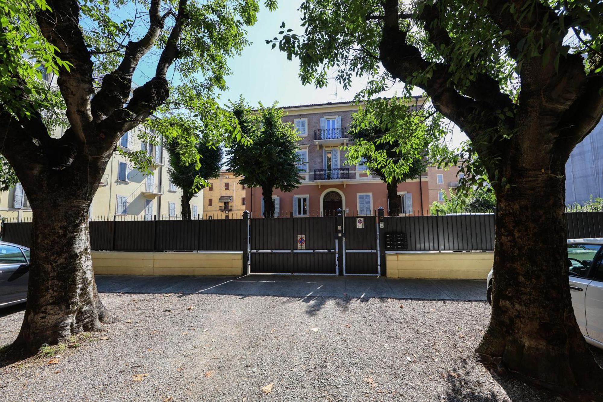 Residence Del Centro Modena Exterior foto